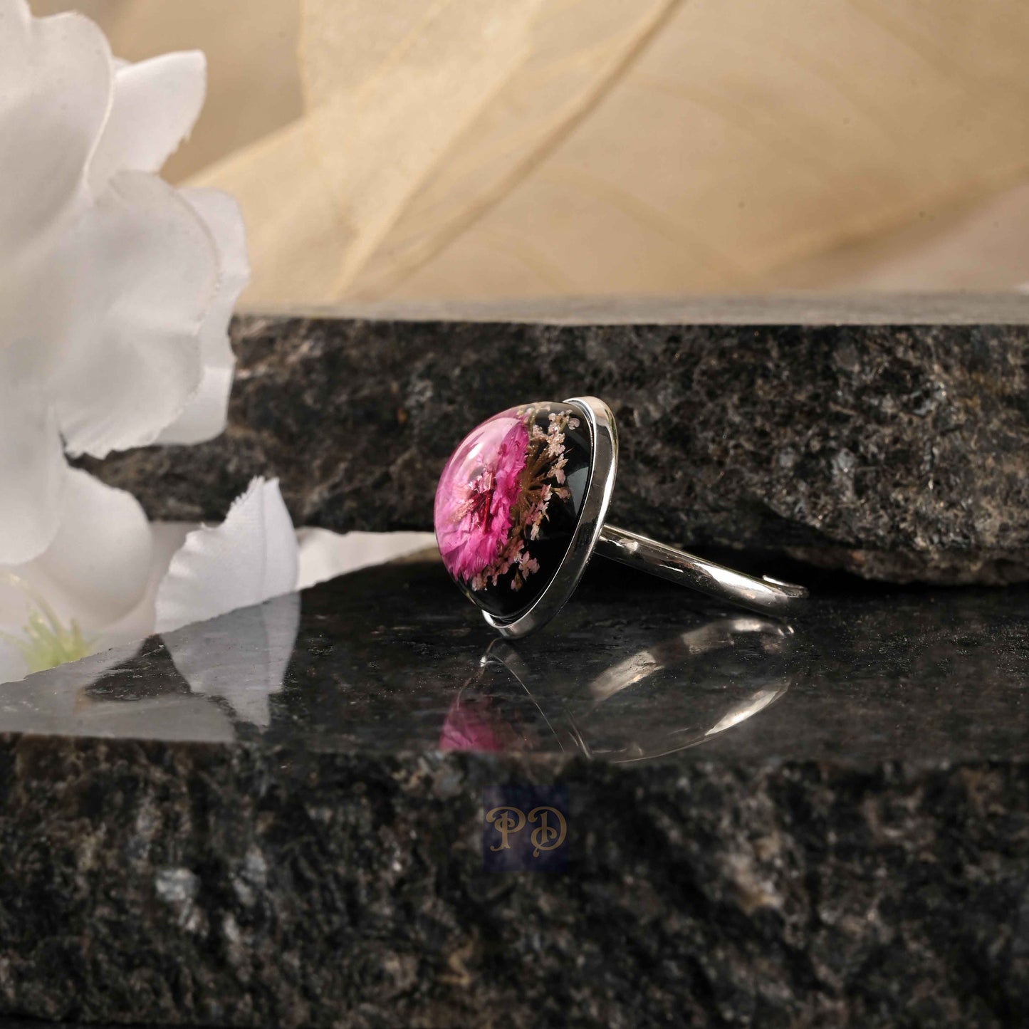 Rosy Stardust Ring - Silver