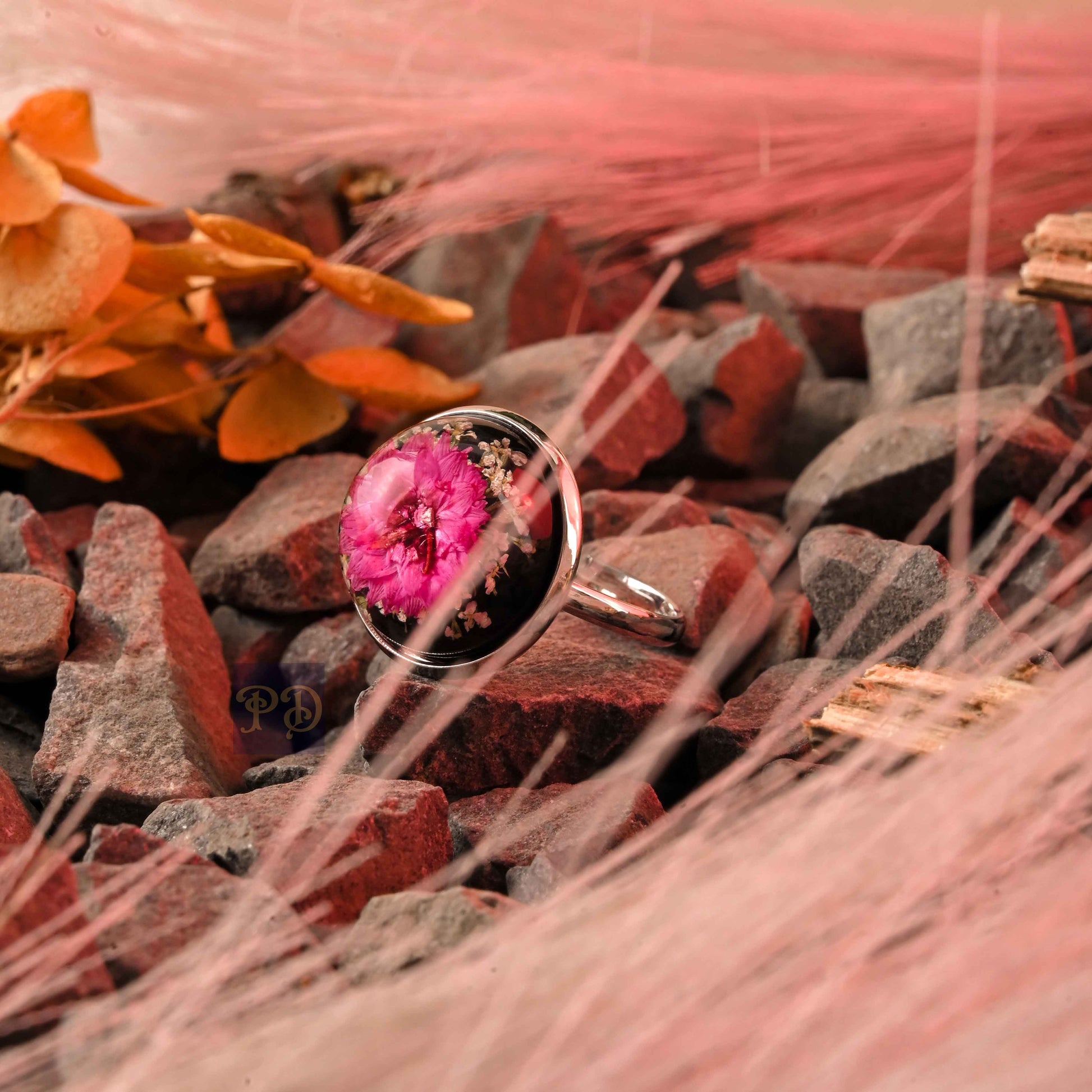 Rosy Stardust Ring - Silver