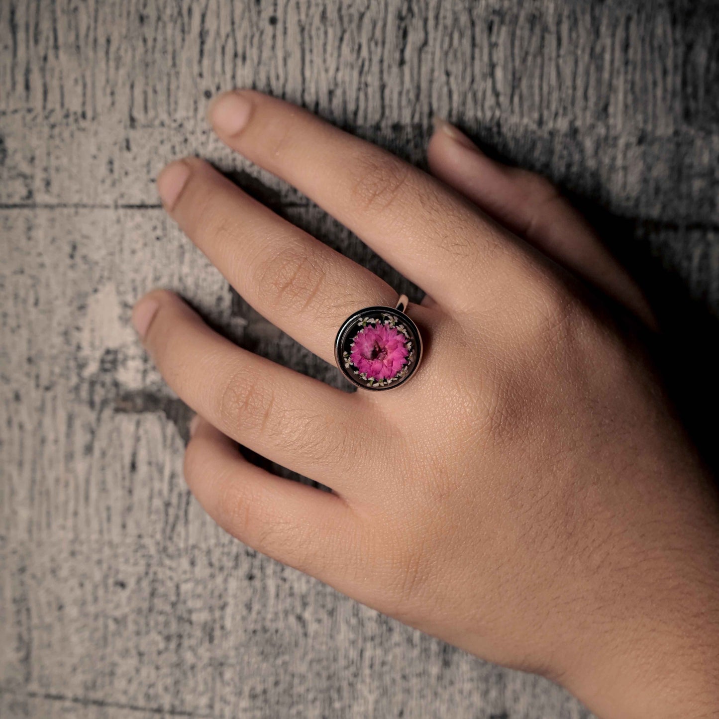 Rosy Stardust Ring - Silver
