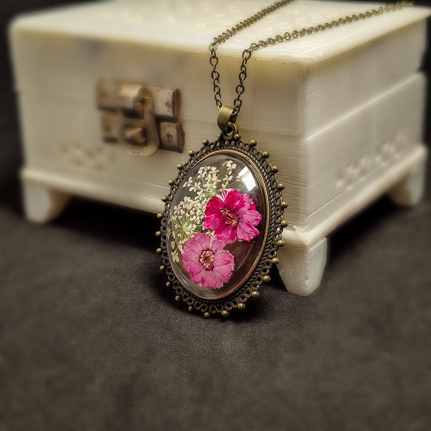 Old-World Lavender Daisy Pendant