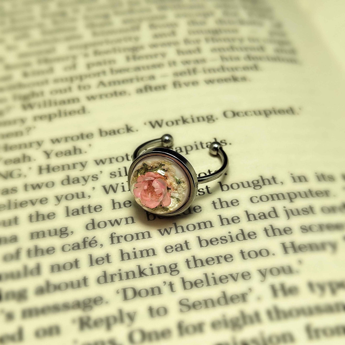 Fleur de Lune Silver Ring