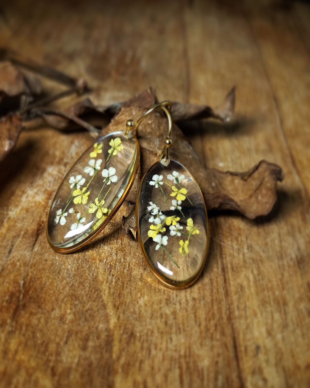 Fleeting Beauty Endures: The Tale of Preserved Dried Flower Earrings
