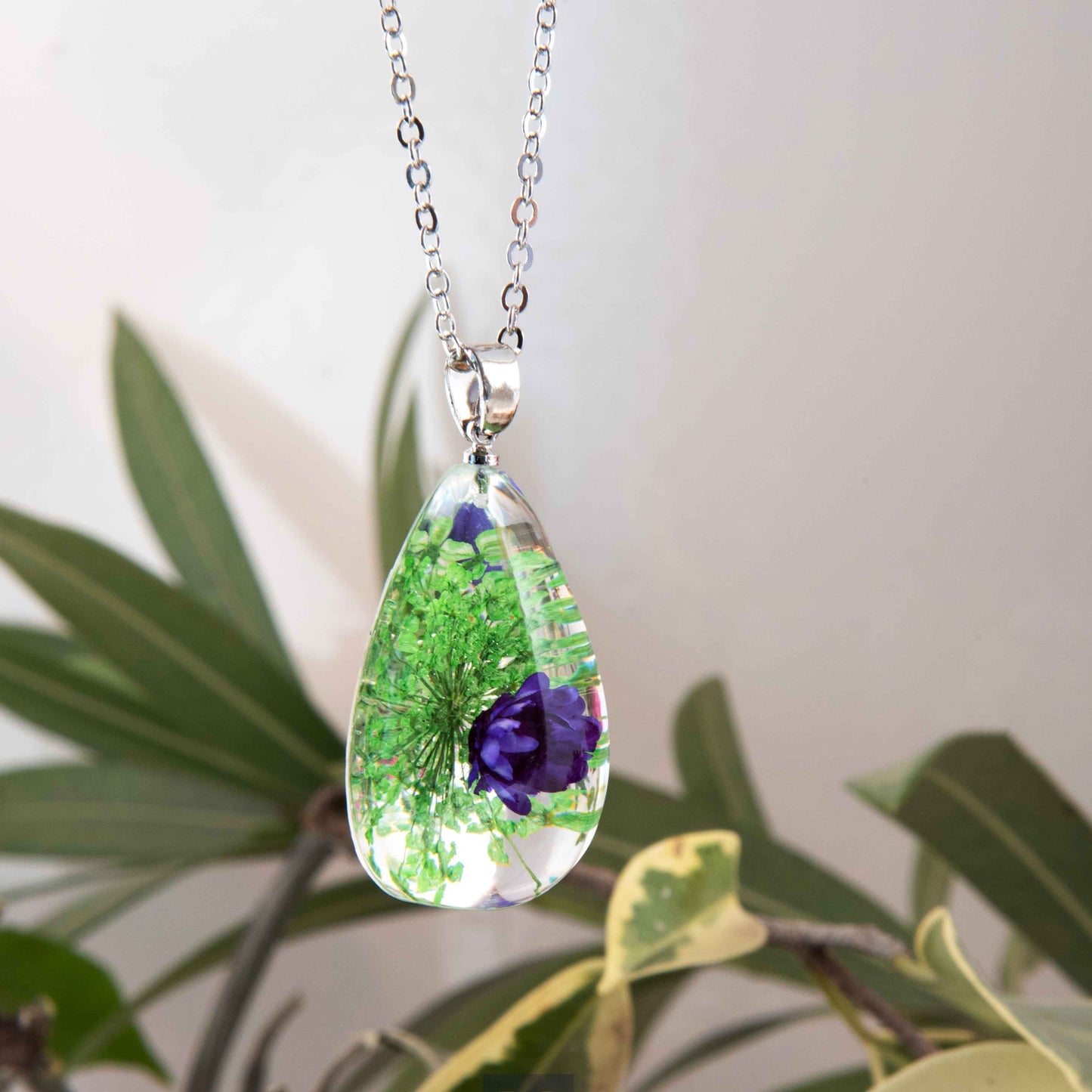 Green Queen Necklace