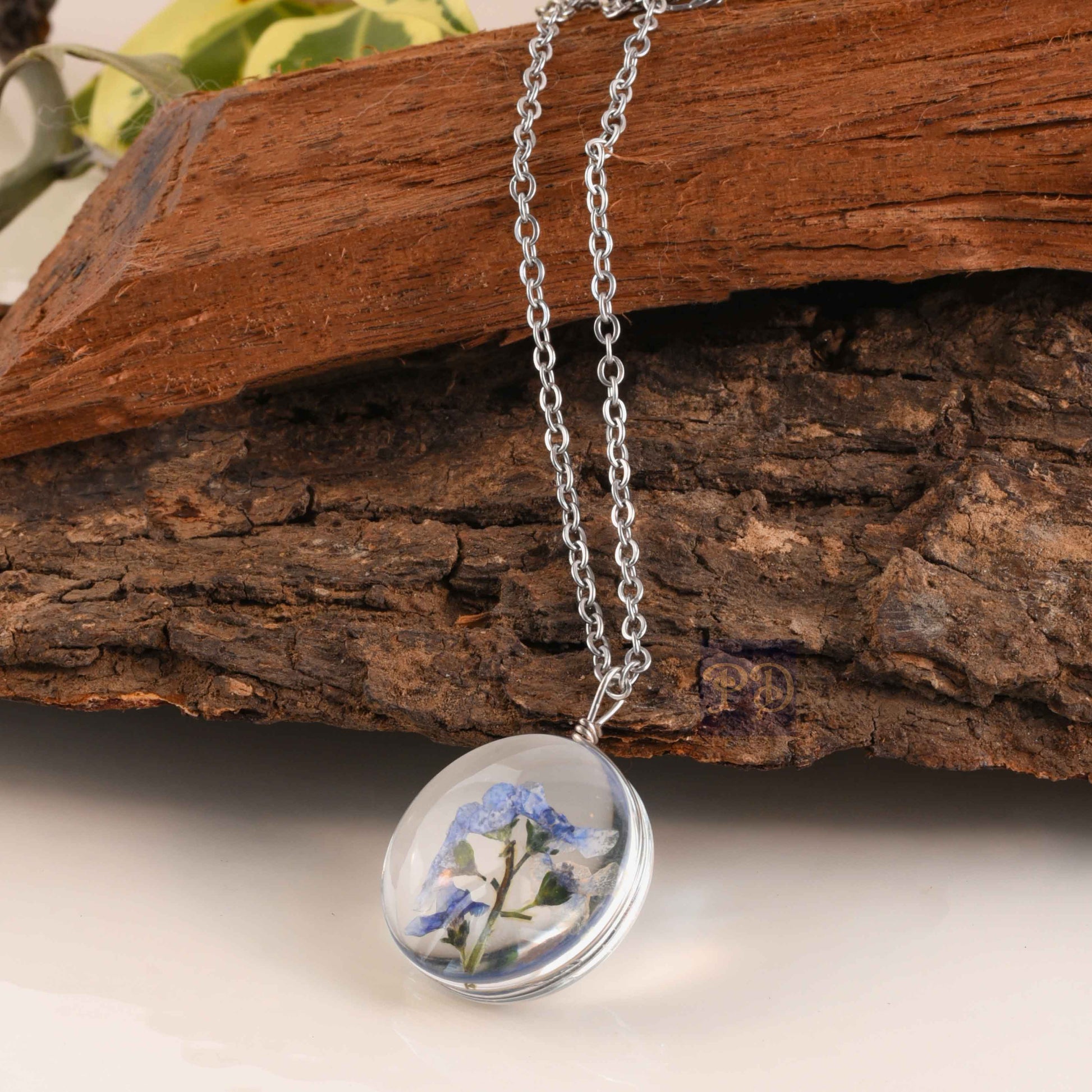 Forget-me-not Pearl of Memory Necklace