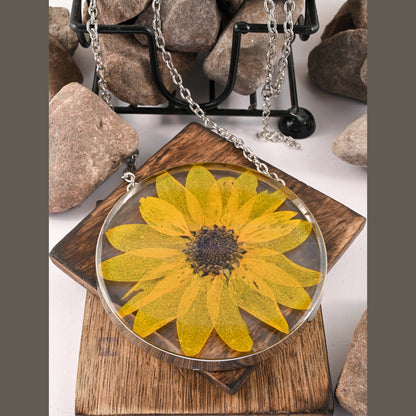 The Sunflower Necklace