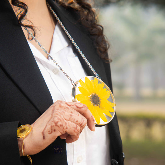 The Sunflower Necklace