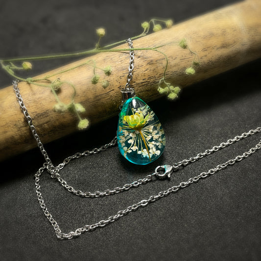 Turquoise Dreamweaver Pendant - Starflower and Lace Flower Resin Drop